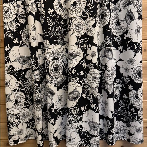 NWT Talbots Size 2X Plus Size Black White Floral Print Tank Maxi Dress - Picture 4 of 12